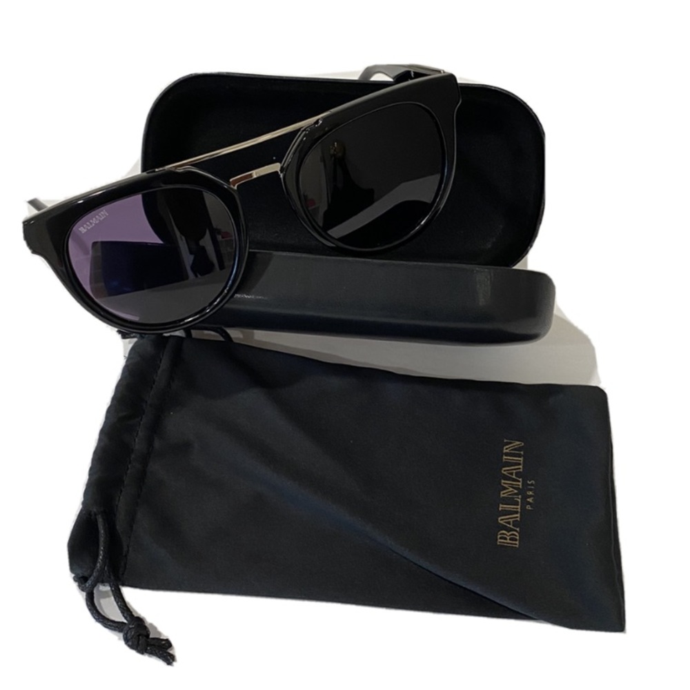 100% Authentic Balmain Black Sunglasses with free cases!!